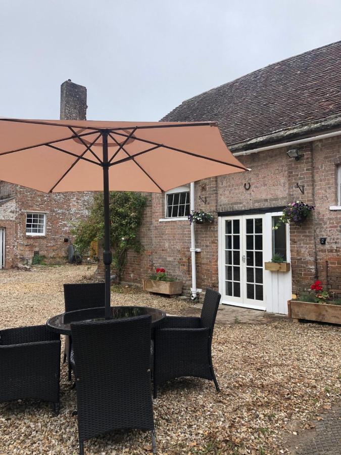 Manor House Mews Rustic Stable Conversion 도체스터도싯 외부 사진